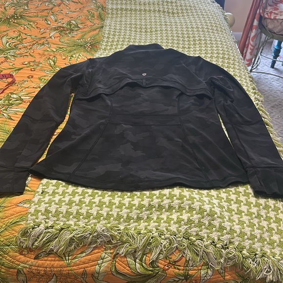 Lululemon Define Jacket
Incognito Camo Multi Grey - Picture 9 of 10